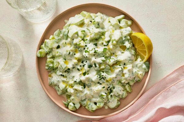 Yogurt cucumber salad